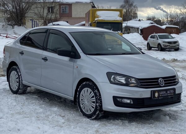 Купить Volkswagen Polo с пробегом в Казани - 8 фото