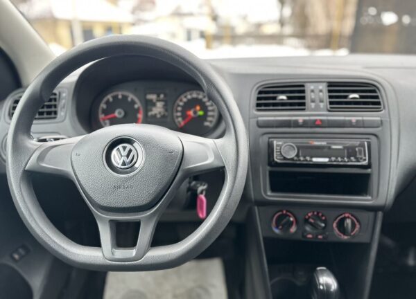 Купить Volkswagen Polo с пробегом в Казани - 26 фото