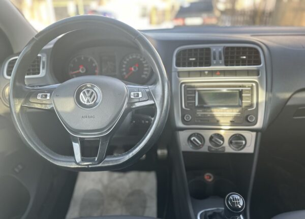 Купить Volkswagen Polo с пробегом в Казани - 27 фото