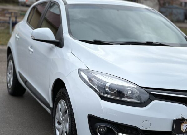 Купить Renault Megane с пробегом в Казани - 17 фото