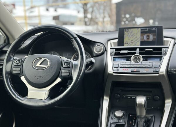 Купить Lexus NX 200 с пробегом в Казани - 36 фото