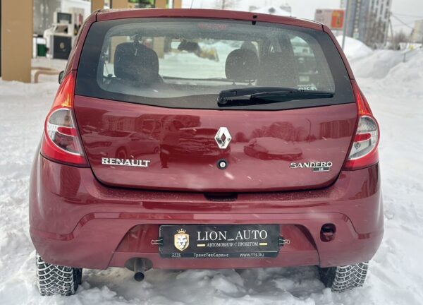 Купить Renault Sandero с пробегом в Казани - 6 фото