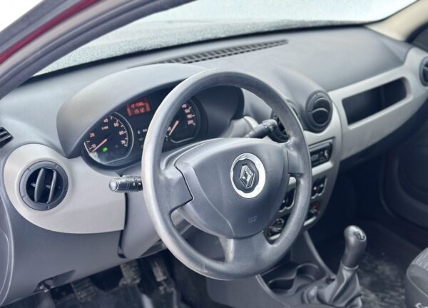 Купить Renault Sandero с пробегом в Казани - 18 фото