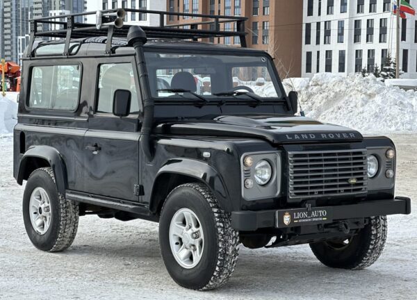Купить Land Rover Defender с пробегом в Казани - 8 фото