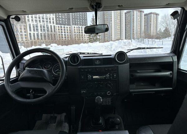 Купить Land Rover Defender с пробегом в Казани - 28 фото