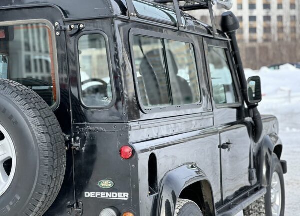 Купить Land Rover Defender с пробегом в Казани - 20 фото
