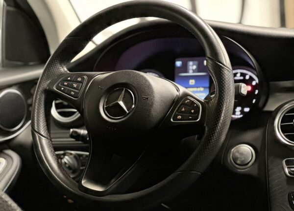 Купить Mercedes-Benz GLC-KLASSE 250 с пробегом в Казани - 35 фото