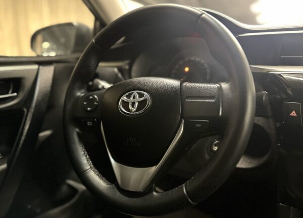 Купить Toyota Corolla с пробегом в Казани - 28 фото