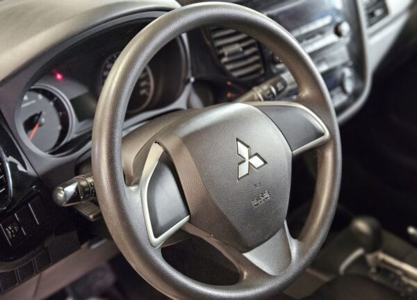 Купить Mitsubishi Outlander с пробегом в Казани - 13 фото