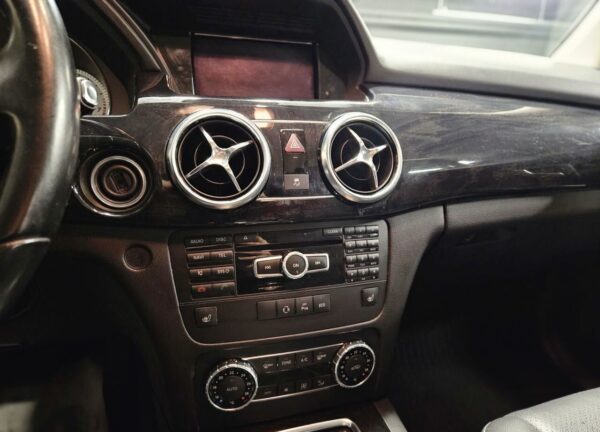 Купить Mercedes-Benz GLK 300 с пробегом в Казани - 23 фото